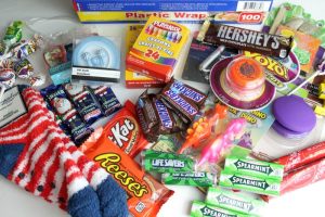 Saran Wrap Ball Game: Rules and Gift Ideas for Kids and Adults