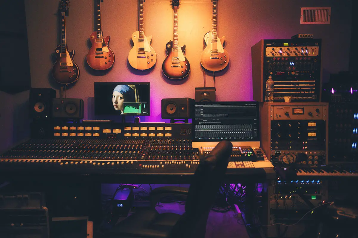 6 Things Every Good Recording Studio Has