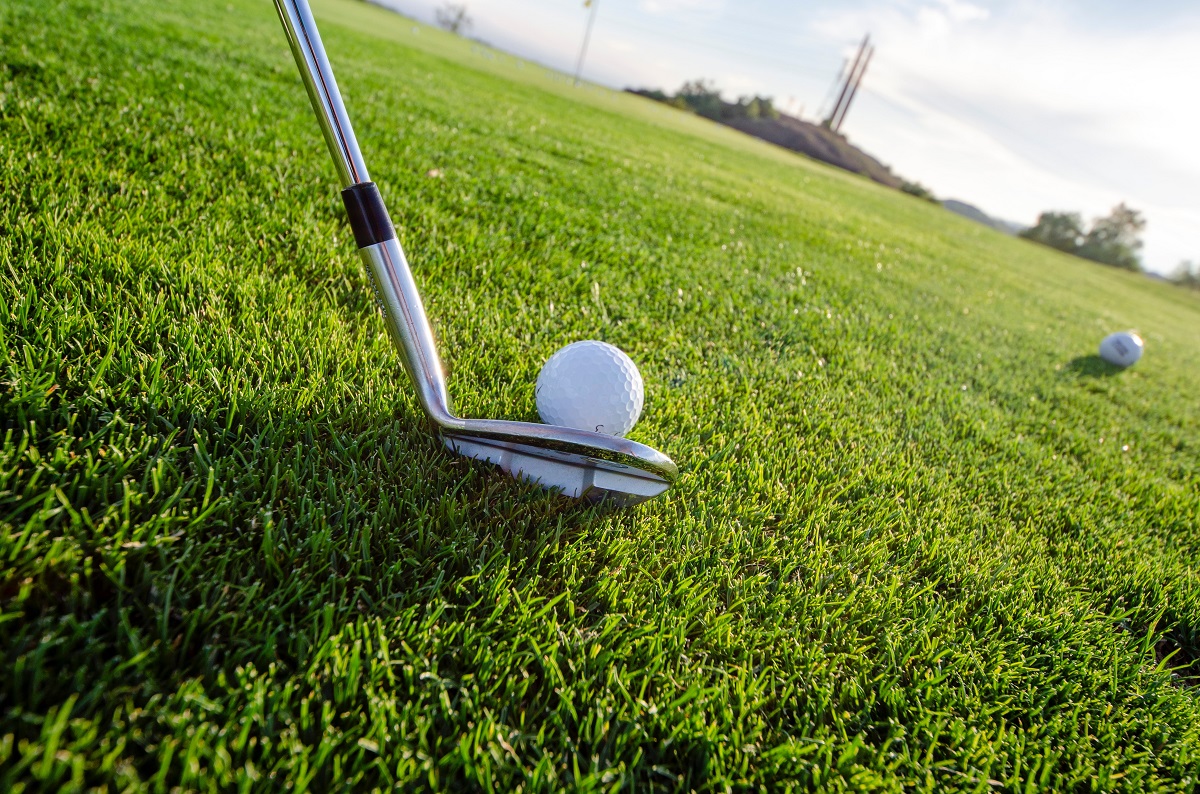 4 Tips on How to Become a Better Golfer